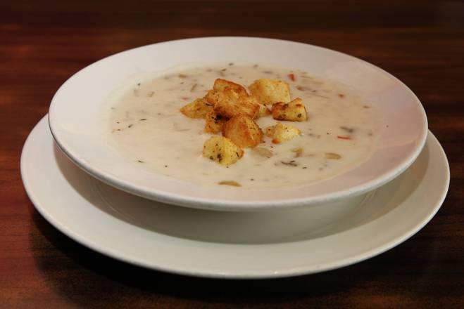 Fish or Clam Chowder 周打魚/蜆湯